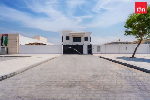 Vila v Al Barsha, Dubai, SAE 4 spálne, 1393.5 m2 č. 668717 - Fotografia 5
