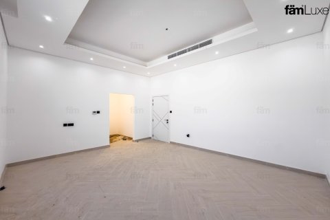 Villa Al Barsha, Dubaijā, AAE 4 istabas, 1393.5 m2 Nr. 668717 - attēls 9