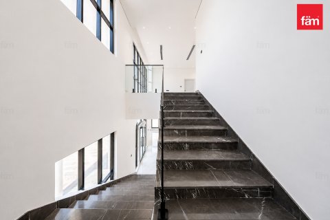 Vila v Al Barsha, Dubai, SAE 4 spálne, 1393.5 m2 č. 668717 - Fotografia 17