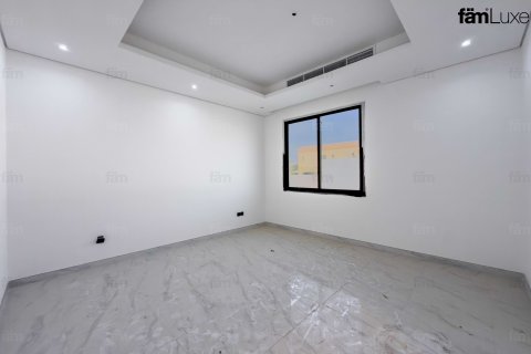 Villa Al Barsha, Dubaijā, AAE 4 istabas, 1393.5 m2 Nr. 668717 - attēls 17