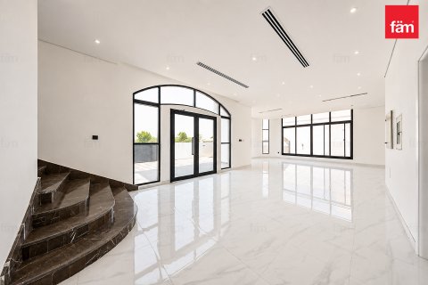 Vila v Al Barsha, Dubai, SAE 4 spálne, 1393.5 m2 č. 668717 - Fotografia 3