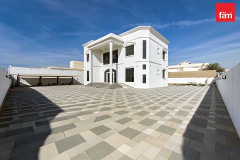 Villa Al Barsha, Dubaijā, AAE 4 istabas, 1393.5 m2 Nr. 668717 - attēls 5