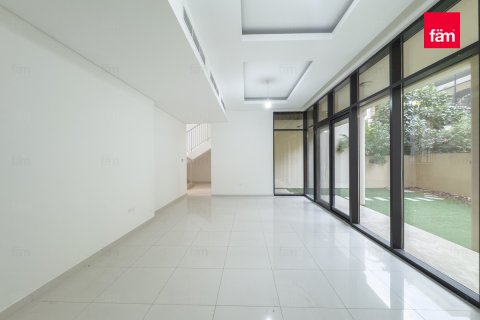 Villa te koop in Dubai, VAE 3 slaapkamers, 253 vr.m., nr 668722 - foto 5