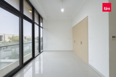 Villa te koop in Dubai, VAE 3 slaapkamers, 253 vr.m., nr 668722 - foto 13