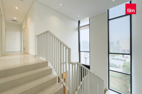 Villa te koop in Dubai, VAE 3 slaapkamers, 253 vr.m., nr 668722 - foto 9