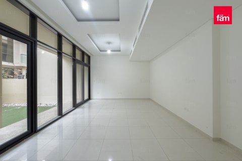 Villa te koop in Dubai, VAE 3 slaapkamers, 253 vr.m., nr 668722 - foto 4