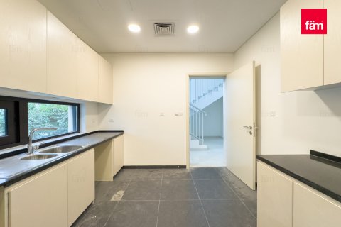 Villa te koop in Dubai, VAE 3 slaapkamers, 253 vr.m., nr 668722 - foto 7