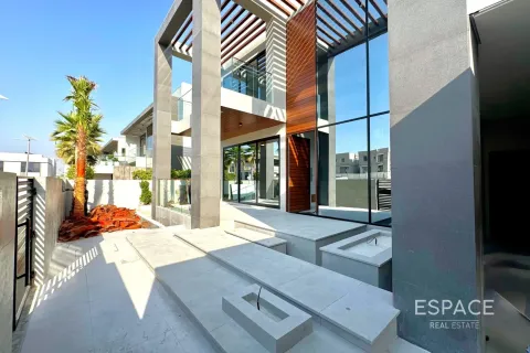 Vilë në Al Furjan, Dubai, Emiratet e Bashkuara Arabe 5 dhoma gjumi, 459 m2. № 649529 - Foto 20