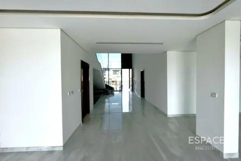 Vilë në Al Furjan, Dubai, Emiratet e Bashkuara Arabe 5 dhoma gjumi, 459 m2. № 649529 - Foto 12