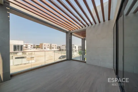 Al Furjan, Dubai, UAE의 판매용 빌라 침실 5개, 459제곱미터 번호 649529 - 사진 18