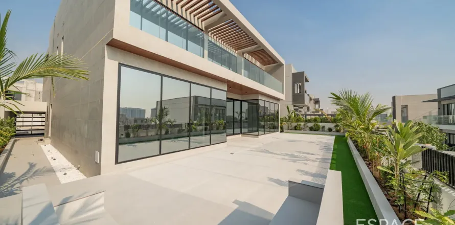 Huvila Al Furjan, Dubai, Arabiemiraatit 5 makuuhuonetta, 459 m2 № 649529