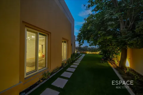 阿联酋 Dubai Arabian Ranches 待售 : 5 卧, 450 平方米 , 编号649527 - 照片 4