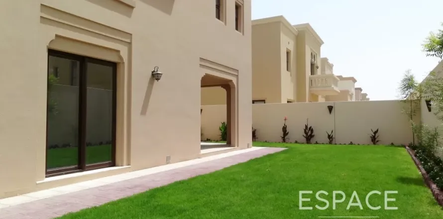 Vila v Arabian Ranches 2, Dubai, SAE 4 spálne, 332 m2 č. 649528