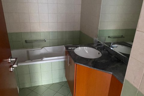 Apartemen di Jumeirah Lake Towers, Dubai, UEA 1 kamar tidur, 70.3 m2 nomor 638481 - foto 9