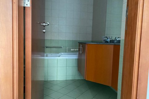 Apartemen di Jumeirah Lake Towers, Dubai, UEA 1 kamar tidur, 70.3 m2 nomor 638481 - foto 8
