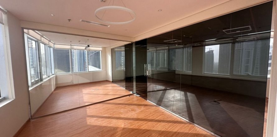 Kancelář v Dubai, SAE 124.9 m² Č.: 634853