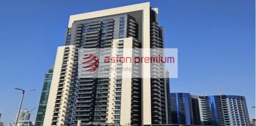 Shop in Business Bay, Dubai, UAE 65 sq.m. № 753844