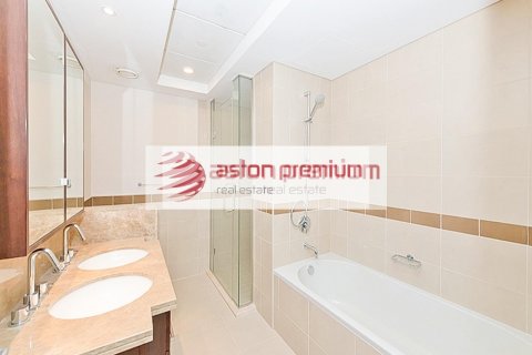 Apartemen di Downtown Dubai (Downtown Burj Dubai), UEA 2 kamar tidur, 130 m2 nomor 753841 - foto 10