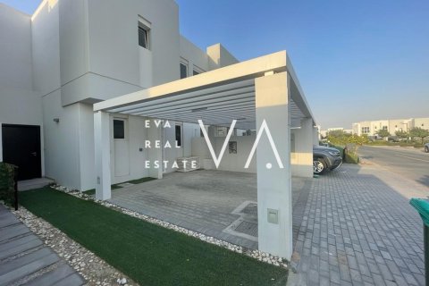 Townhouse in Dubai, UAE 3 bedrooms, 187.38 sq.m. № 637617 - photo 11