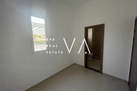 Townhouse in Dubai, UAE 3 bedrooms, 187.38 sq.m. № 637617 - photo 16