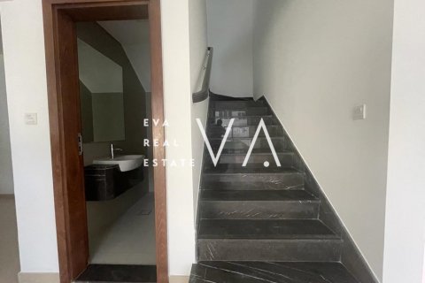 Townhouse in Dubai, UAE 3 bedrooms, 187.38 sq.m. № 637617 - photo 9