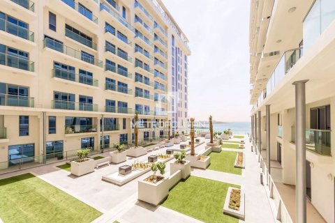 Dupleks di Al Marjan Island, Ras Al Khaimah, UAE 2 bilik tidur, 133 meter persegi № 663709 - foto 1