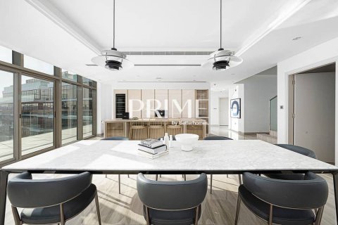Huoneisto Palm Jumeirah, Dubai, Arabiemiraatit 4 makuuhuonetta, 471 m2 № 643065 - kuva 5