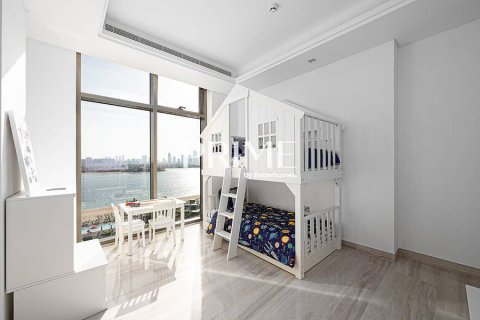Huoneisto Palm Jumeirah, Dubai, Arabiemiraatit 4 makuuhuonetta, 471 m2 № 643065 - kuva 19
