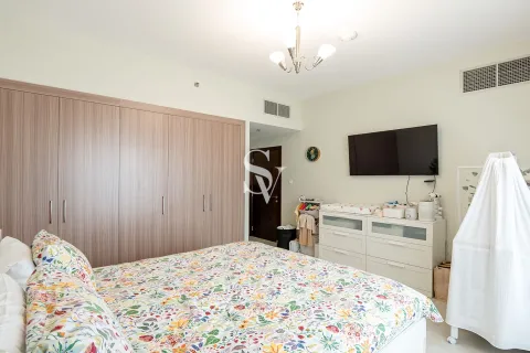 Apartment in Dubai Land, UAE 1 bedroom, 95 sq.m. № 715908 - photo 5