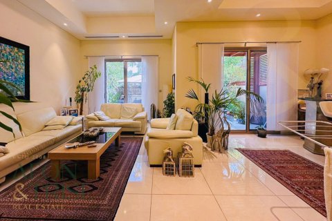 Townhouse di Al Furjan, Dubai, UEA 3 kamar tidur, 281 m2 nomor 648315 - foto 3