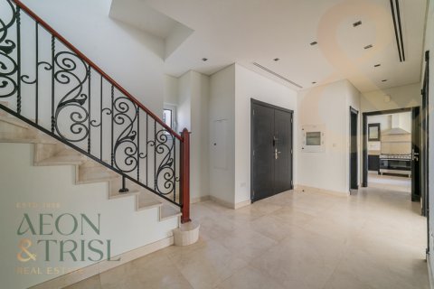 Vila v Al Furjan, Dubai, SAE 4 spálne, 600 m2 č. 648317 - Fotografia 5