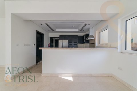 Vila v Al Furjan, Dubai, SAE 4 spálne, 600 m2 č. 648317 - Fotografia 1