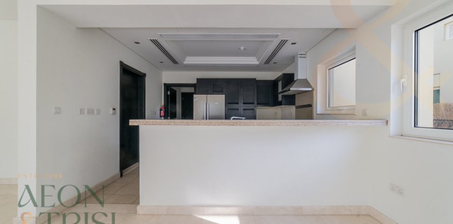 Vila v Al Furjan, Dubai, SAE 4 spálne, 600 m2 č. 648317