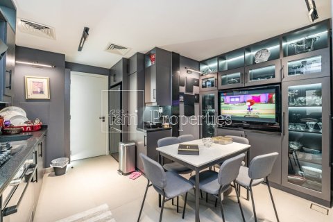 Villa til leie i Dubai, Emiratene 4 soverom, 174.7 kvm Nr. 668889 - Foto 12