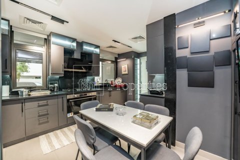 Villa Dubaijā, AAE 4 istabas, 174.7 m2 Nr. 668889 - attēls 9