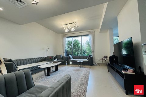 ویلا برای اجاره در Dubai Hills Estate، Dubai، امارات متحده عربی 3 خوابه ، 194.5 متر مربع ، شماره 668885 - تصویر 1