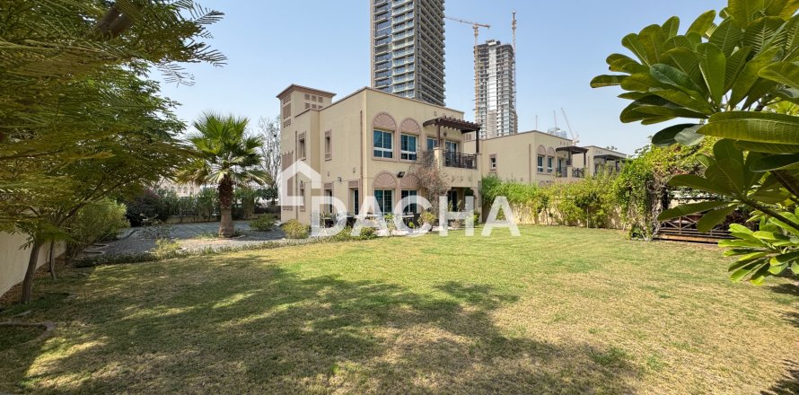 Villa itt: Jumeirah Village Triangle, Dubai, EAE, 2 hálószoba, 250 m², azonosító: 740593