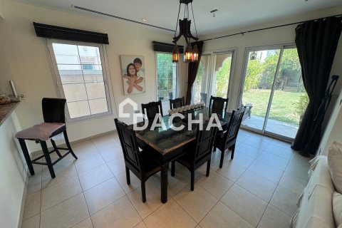 Villa itt: Jumeirah Village Triangle, Dubai, EAE, 2 hálószoba, 250 m², azonosító: 740593 - fénykép 7