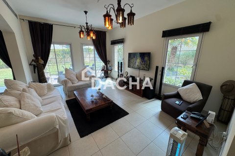 Villa itt: Jumeirah Village Triangle, Dubai, EAE, 2 hálószoba, 250 m², azonosító: 740593 - fénykép 3