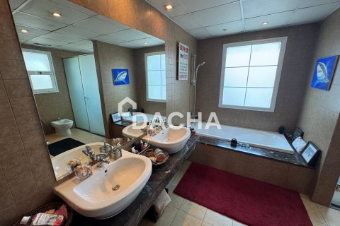 Villa itt: Jumeirah Village Triangle, Dubai, EAE, 2 hálószoba, 250 m², azonosító: 740593 - fénykép 18