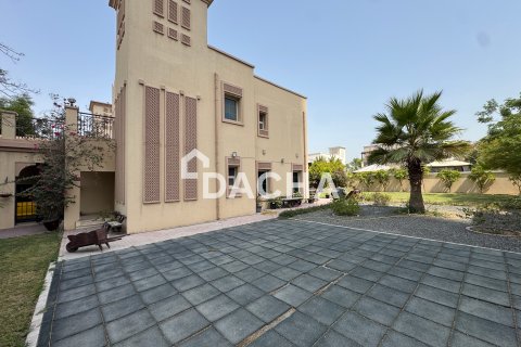 Villa itt: Jumeirah Village Triangle, Dubai, EAE, 2 hálószoba, 250 m², azonosító: 740593 - fénykép 23