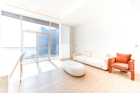 Apartmen di Palm Jumeirah, Dubai, UAE 1 bilik tidur, 120.4 meter persegi № 747511 - foto 2