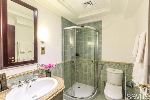 Вилла Пальма Джумейра, Дубай, БАӘ-да 4 жатын бөлмелер, 622.36 м² № 747506 - фото 12