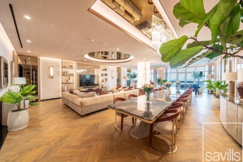 Apartament në Palm Jumeirah, Dubai, Emiratet e Bashkuara Arabe 3 dhoma gjumi, 544.04 m2. № 747509