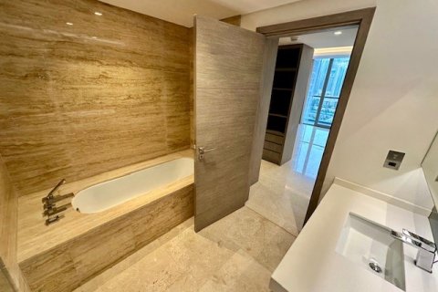 Apartamento en alquiler en Business Bay, Dubai, EAU 1 dormitorio, 104 m2 № 723361 - foto 15