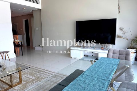 Apartamento en alquiler en Business Bay, Dubai, EAU 2 dormitorios, 123.74679600 m2 № 762879 - foto 2