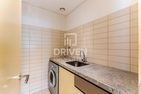 Huoneisto Sheikh Zayed Road, Dubai, Arabiemiraatit 2 makuuhuonetta, 120 m2 № 655513 - kuva 11