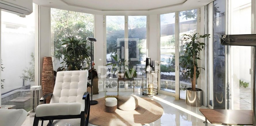 ویلا در Jumeirah Village Circle، Dubai ، امارات متحده عربی 3 خوابه ، 362.32 متر مربع.  شماره 746025