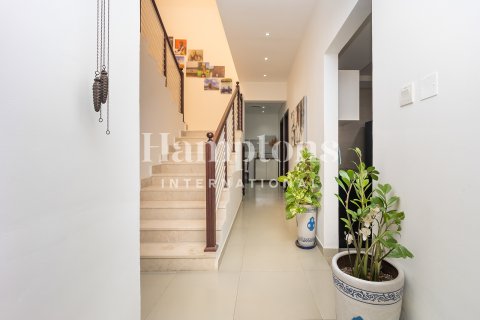 Maison de ville à louer à Al Furjan, Dubai, EAU 4 chambres, 208.56723500 m2 № 651328 - photo 12