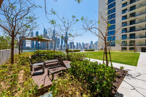 Huoneisto Dubai Harbour, Arabiemiraatit 1 makuuhuone, 68.96003884 m2 № 651329 - kuva 8